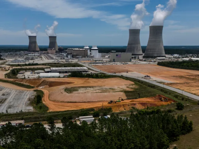 As Trump boosts nuclear power,  regulators seek to eliminate a longstanding  radiation safety practice